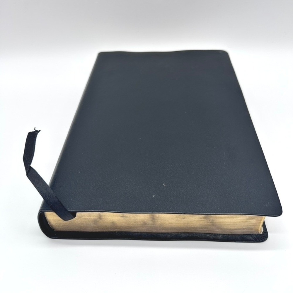 Nelson NCV Holy Bible Center-Column Reference Edition Black Gold Gilded Red